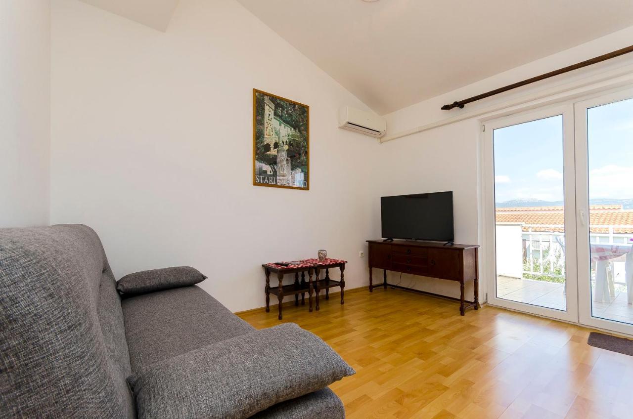 Apartments Milka 슬라티네 외부 사진