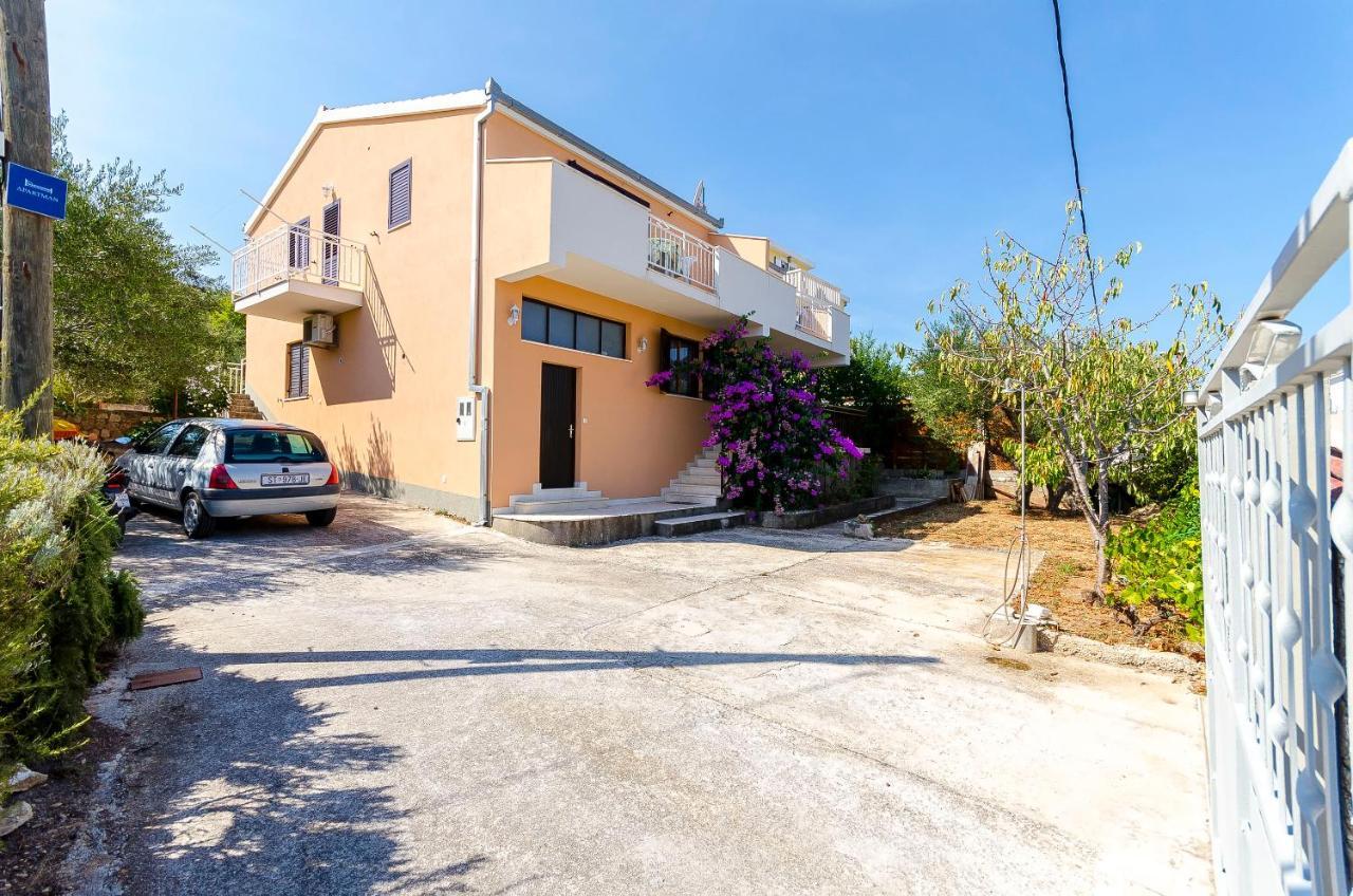 Apartments Milka 슬라티네 외부 사진